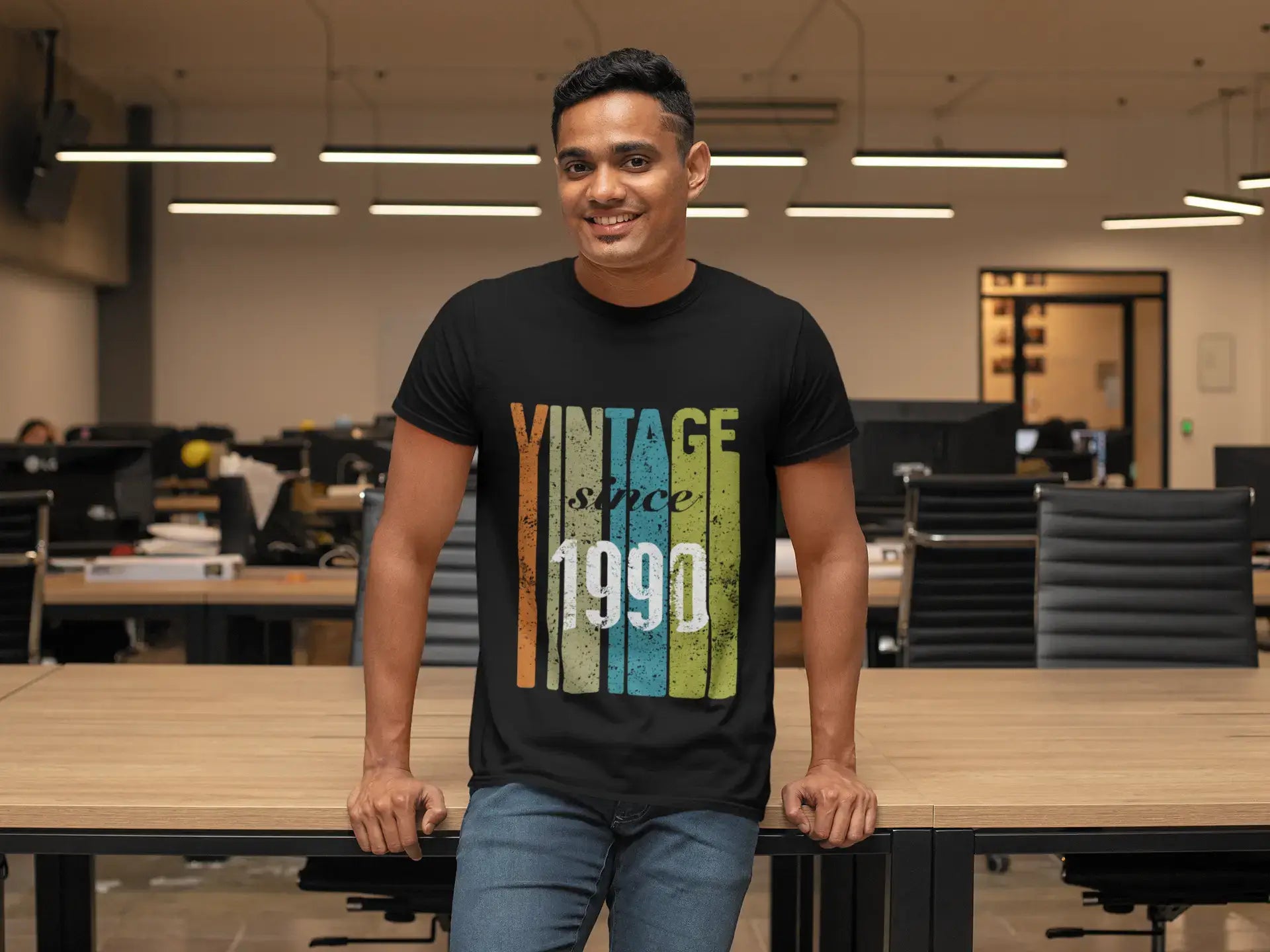 1990, Vintage Since 1990 Men's T-shirt Black Birthday Gift 00502