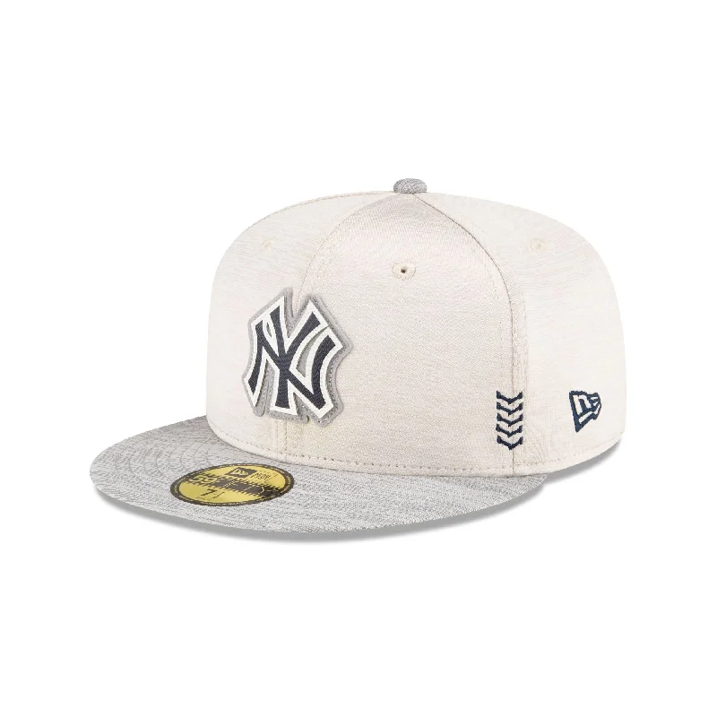 New York Yankees 2024 Clubhouse Stone 59FIFTY Fitted Hat