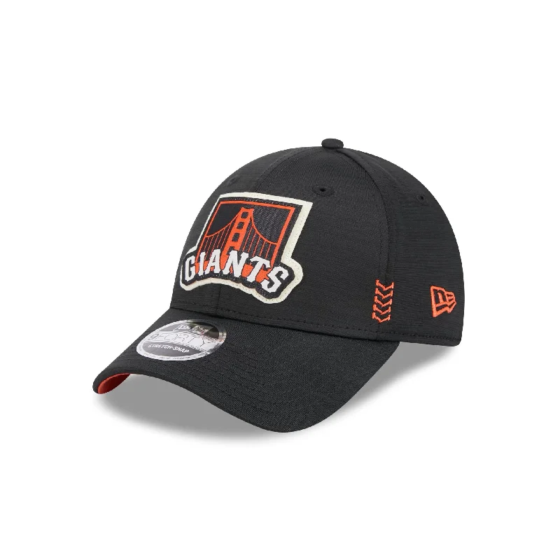 San Francisco Giants 2024 Clubhouse 9FORTY Stretch-Snap Hat