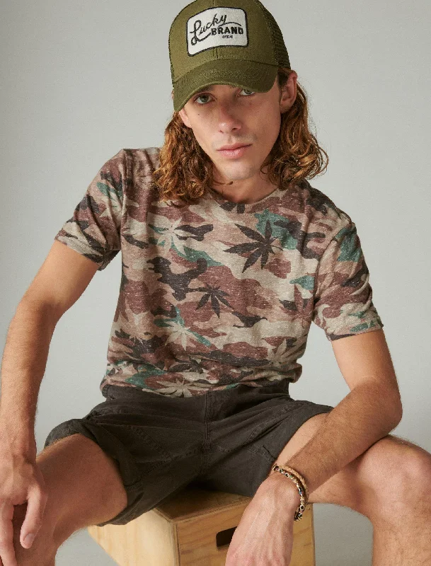 Lucky Brand Men's Linen Short Sleeve Pocket Crew Neck Camo Leaf Tee